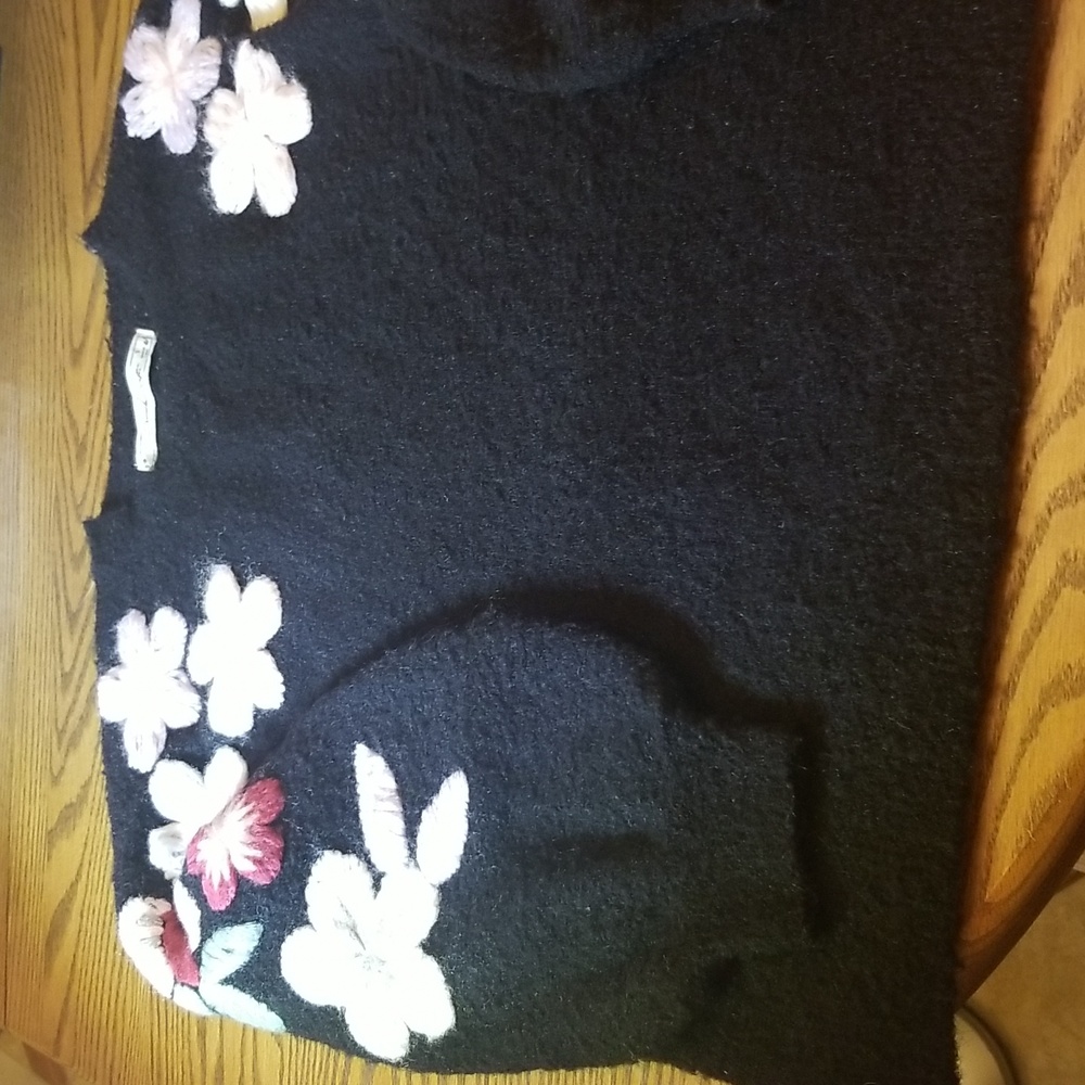 Boundless  North sweater